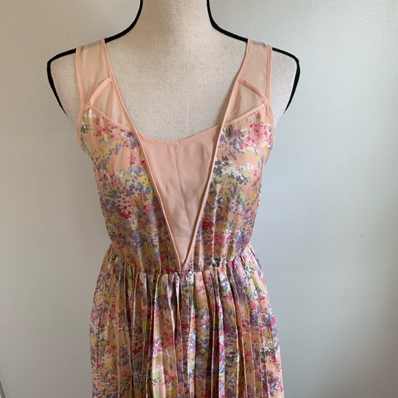 LAUREN CONRAD DRESS floral - Picture 2 of 8